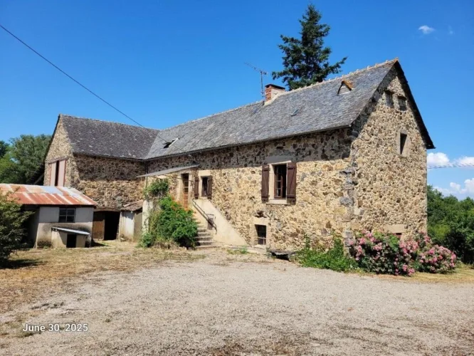 Un corps de ferme avec dépendances - 7kms de Villefranche de Rouergue — photo 2