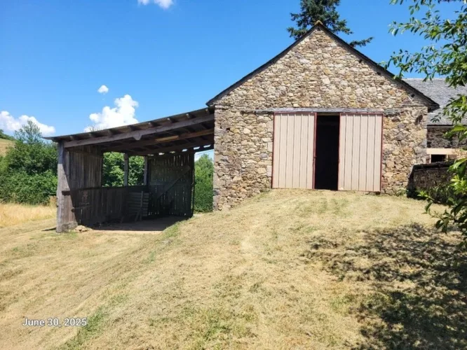 Un corps de ferme avec dépendances - 7kms de Villefranche de Rouergue — photo 4