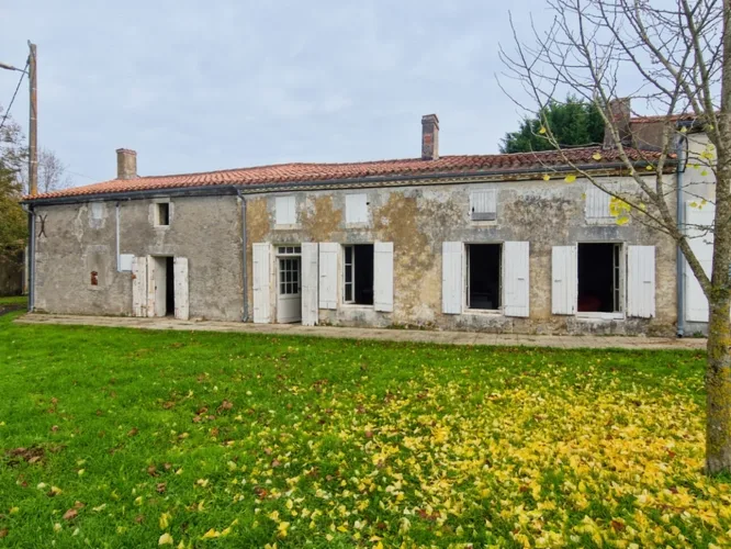 Propriete à vendre 9 pièces proche de LUSSANT (17) — photo 3