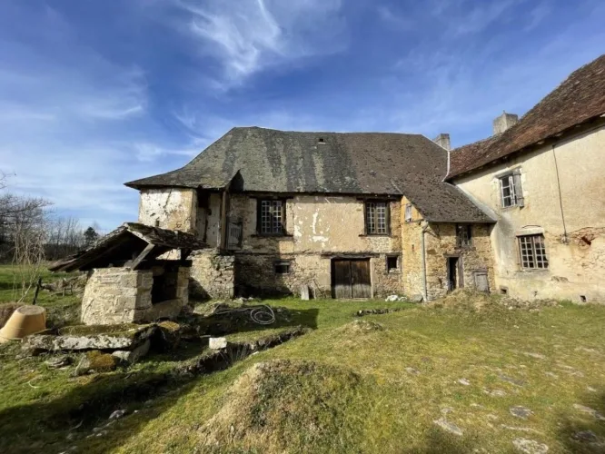 Corps de ferme en Corrèze