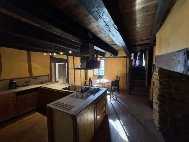 Ancienne maison, membre de la Commanderie d'Ayen - Un bien d'exception! — photo 5