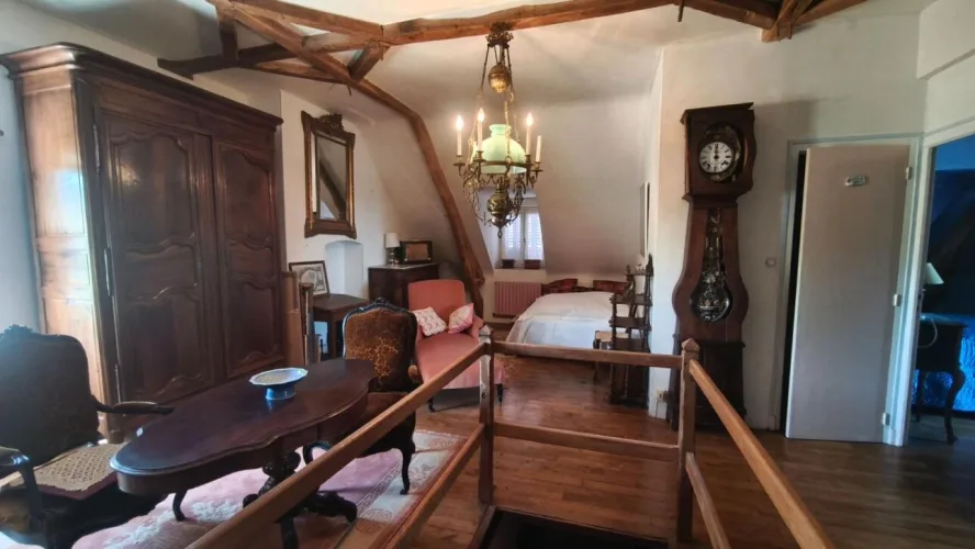 Maison  5 pièces avec grange et piscine — photo 5