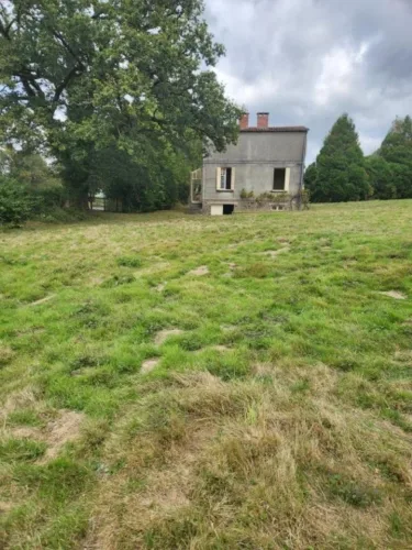 Etagnac - Maison à rénover, terrain à bâtir et terrain à vendre — photo 2