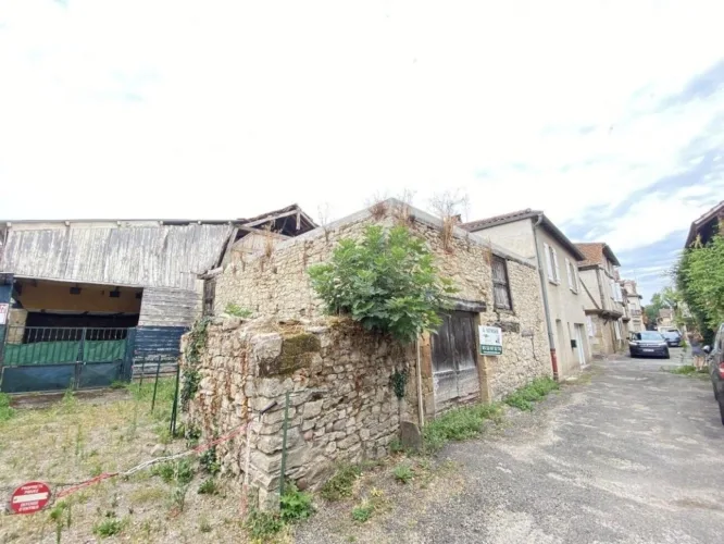 Bâti à restaurer au coeur de Bretanoux — photo 2