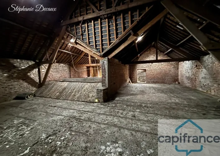 A VENDRE : Grange aménageable 270 m2 + Terrain 720 m2 – Centre GLAGEON (59132) — photo 4