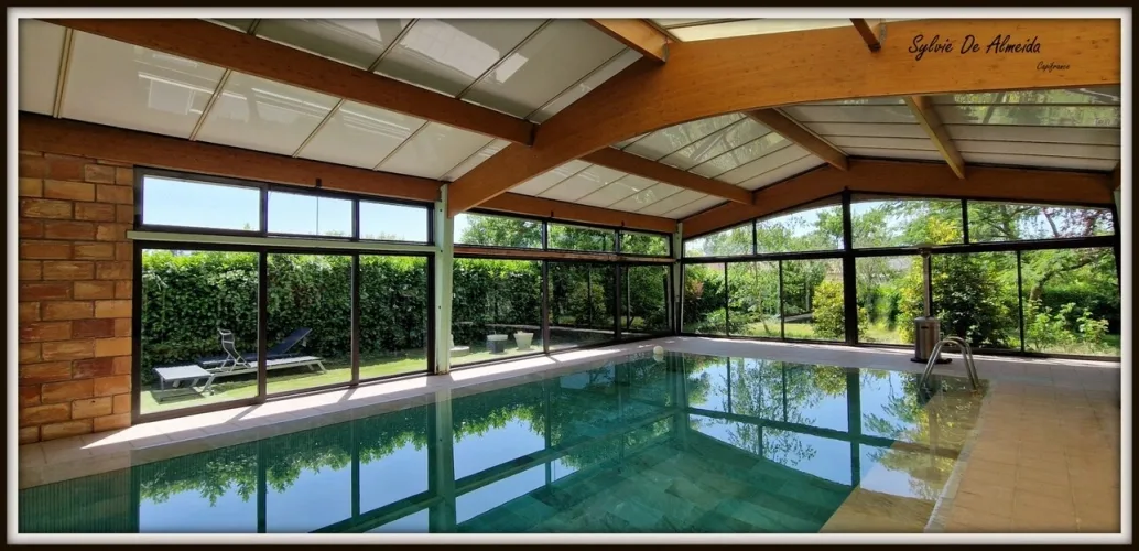 Propriete à vendre 8 pièces 285 m² REPLONGES (01), Piscine, 4 suites, double garage, terrain 2136 m² — photo 3