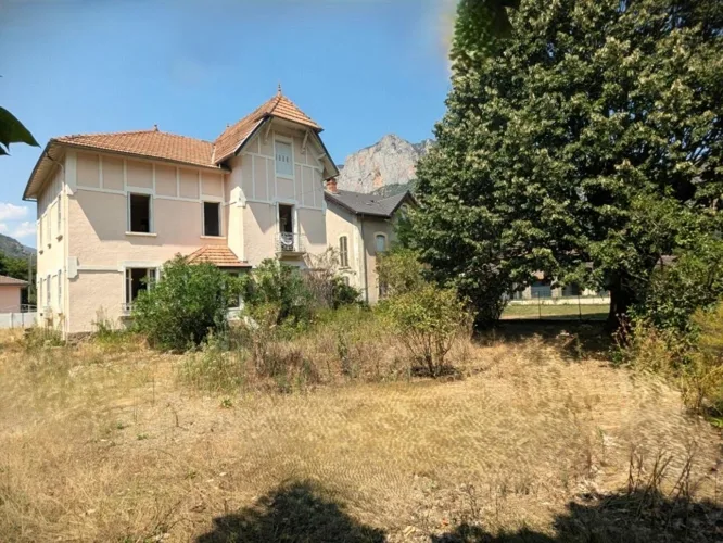 Maison de maître de caractère - Les Cabannes — photo 2