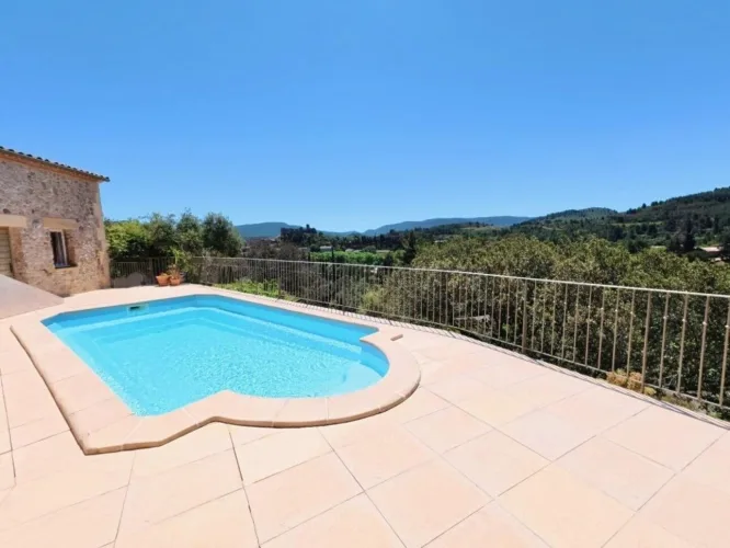 Splendide mas en pierre, piscine, vues sur les Corbières et le chateau