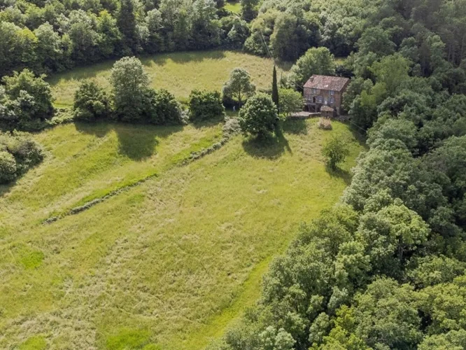 Charmante maison en pierre - vue exceptionnelle sur la vallée du Tarn — photo 4