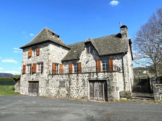 Maison avec Grange Taussac