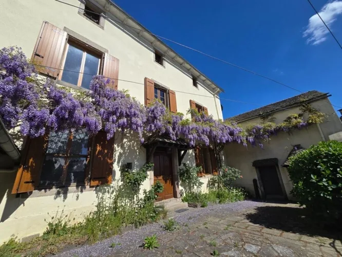 Maison de maître avec garage et dépendance - Arvieu — photo 3