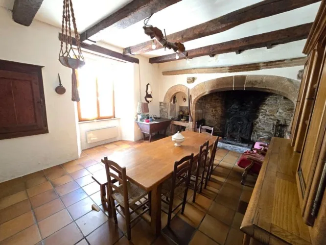 Maison de maître avec garage et dépendance - Arvieu — photo 5