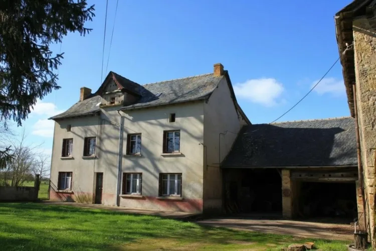 MONTBAZENS - Authentique corps de ferme en pierres, superbe grange et dépendances — photo 4