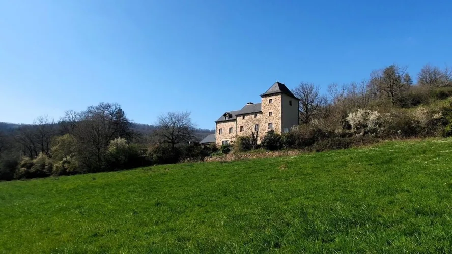 Najac. Propriété de caractère rénovée avec vue exceptionnelle — photo 4