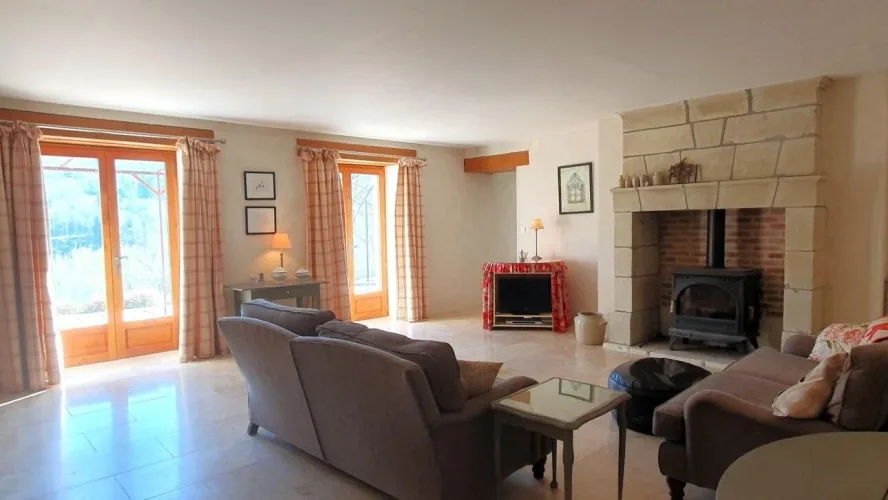 Najac. Propriété de caractère rénovée avec vue exceptionnelle — photo 5