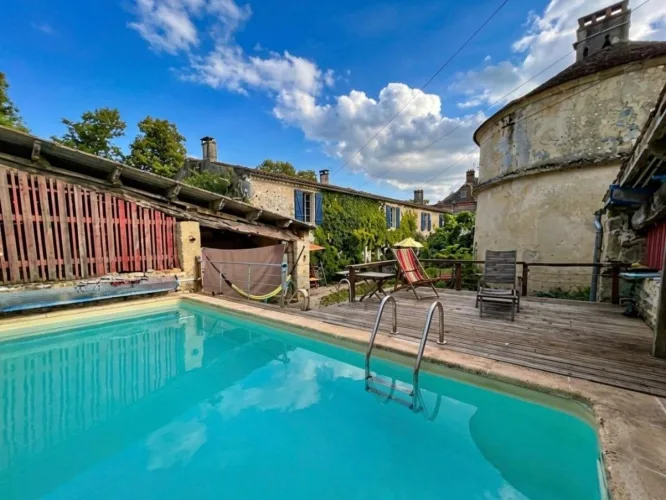 Maison de cinq chambres et piscine — photo 3