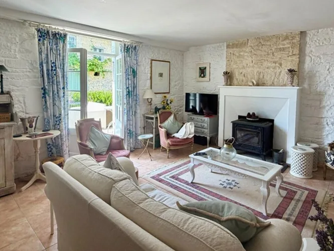 Maison de Maître, 4+ chambres, plein du caractère, piscine, au calme — photo 3