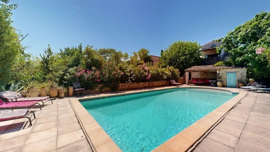 Mas en pierre du XVIIIe siècle avec piscine et dépendances , Cardet (30) — photo 4