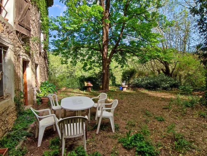 Vers Anduze, propriété de caractère avec fort potentiel — photo 5