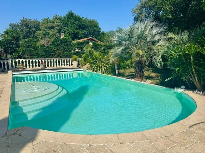 Propriété à vendre 8 pièces MONT DE MARSAN (40) de 210 m² proche commerces — photo 3