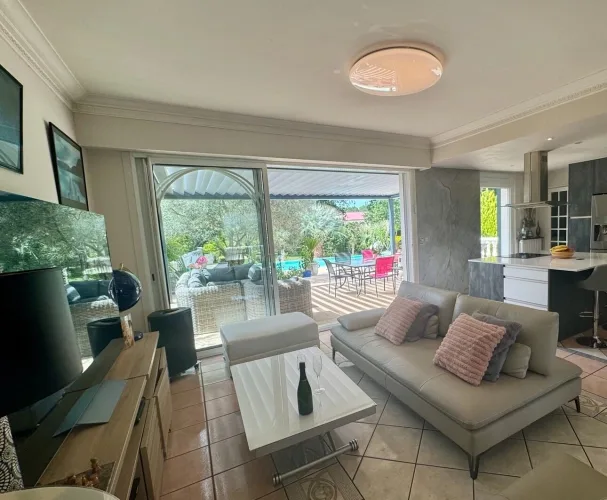Propriété à vendre 8 pièces MONT DE MARSAN (40) de 210 m² proche commerces — photo 5