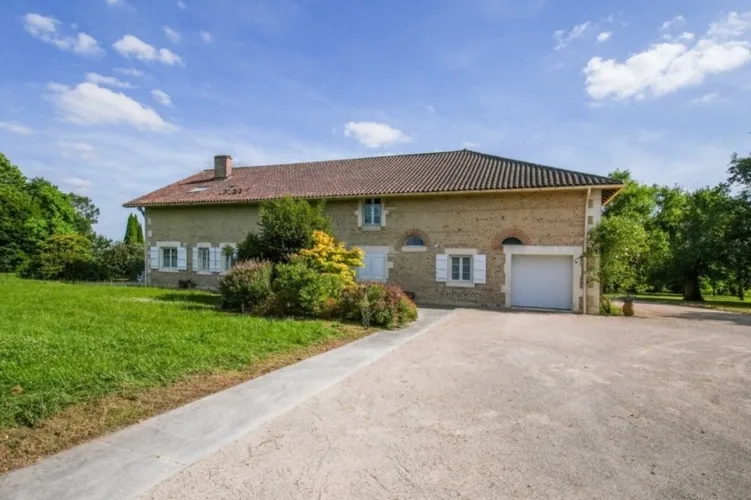 Propriété de Caractère et de charme proche de MONT DE MARSAN (40) - 430 M2 Habitables - Terrain 9000m2 environ — photo 3