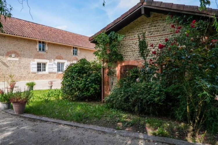 Propriété de Caractère et de charme proche de MONT DE MARSAN (40) - 430 M2 Habitables - Terrain 9000m2 environ — photo 5