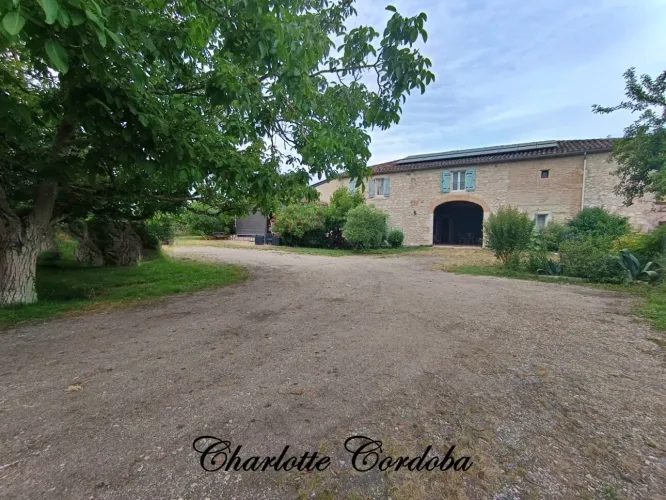Corps de ferme en Lot-Et-Garonne