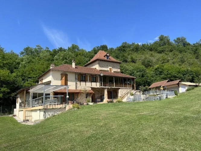 Propriété en bordure de rivière - Lot — photo 4