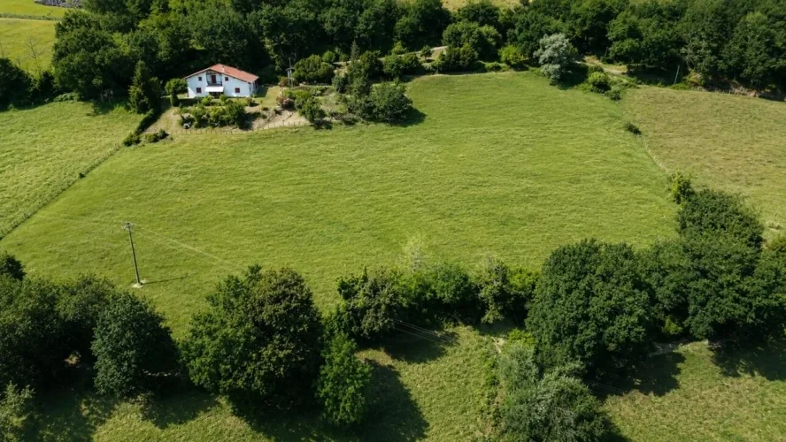 Maison basque 178 m² avec terrain de 15 000 m² - Ayherre — photo 3