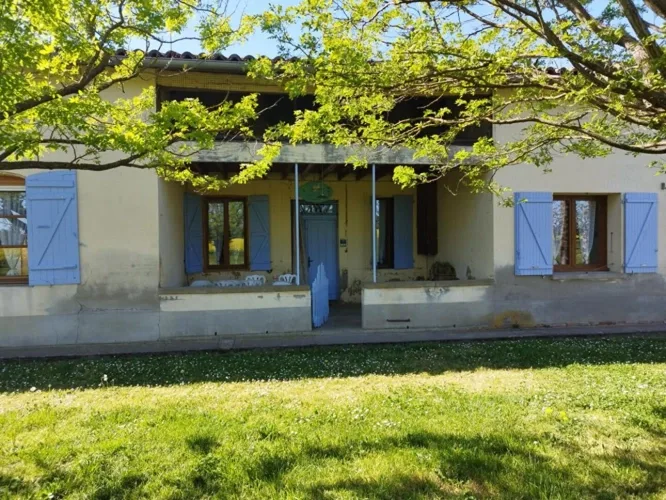 Ancienne ferme et ses dépendances avec 16ha — photo 4