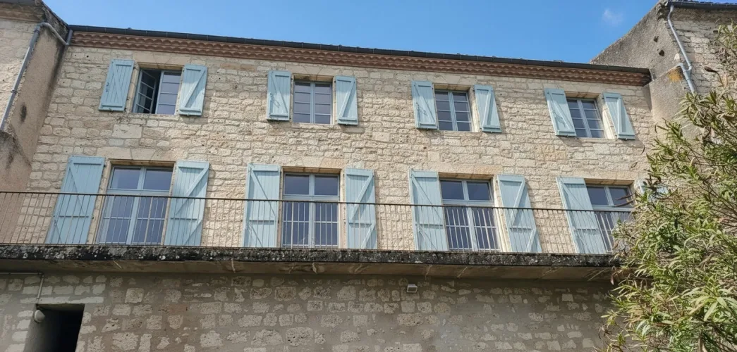 Élégante demeure en pierre du XVIIe siècle avec jardins et vue imprenable à Lauzerte — photo 3
