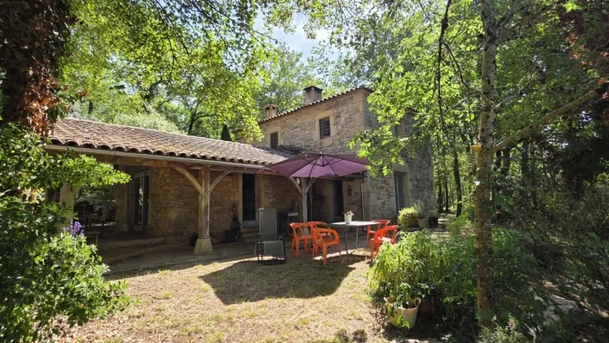 "Havre de paix" Maison avec piscine sur 3 hectares