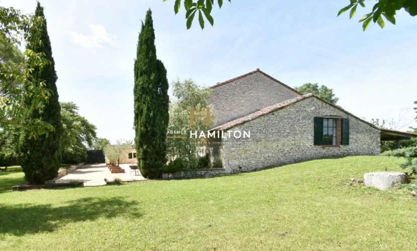 PROPRIETE DE CAMPAGNE DU XIXe SIECLE - PARC, PUITS, FOUR A PAIN, SALLE POLYVALENTE — photo 3