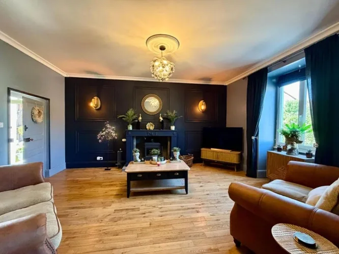 Maison de campagne de caractère avec dépendances et potentiel chambres d'hôtes — photo 3