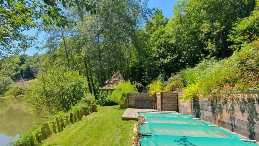 Magnifique moulin rénové dans un écrin de verdure — photo 2