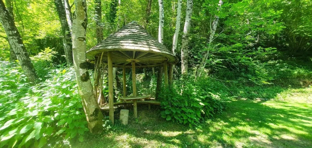 Magnifique moulin rénové dans un écrin de verdure — photo 5