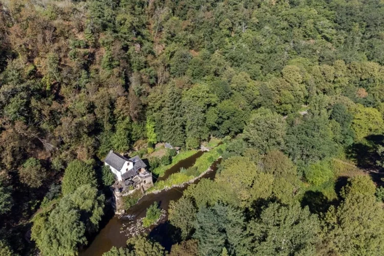 Ancien moulin au bord du Viaur -Vue magnifique sur l'eau - 185 m² habitables — photo 4