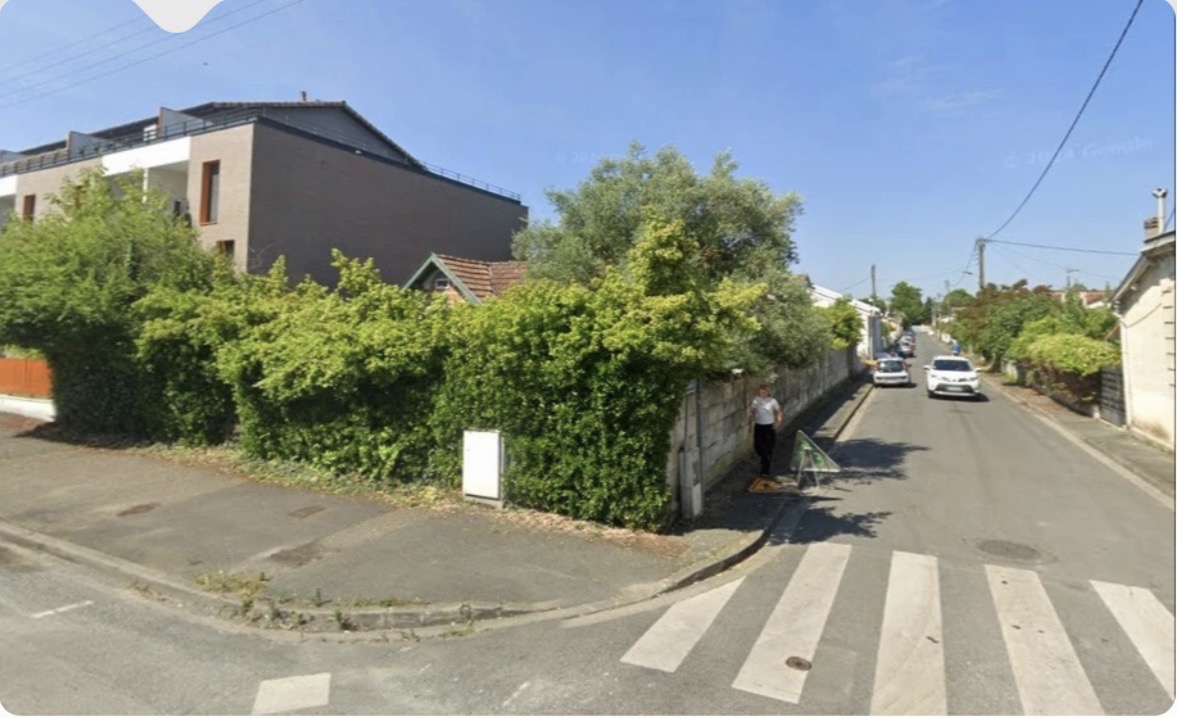 - Vend Bâtisse Maison De Maitre 1930 à rénover -
