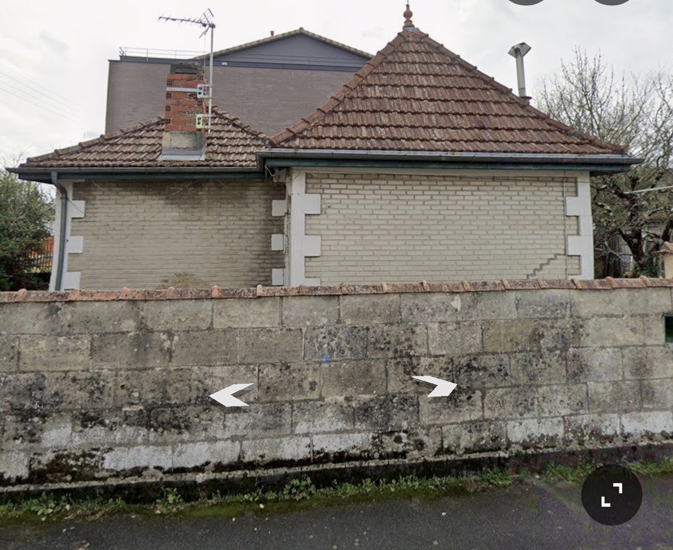 - Vend Bâtisse Maison De Maitre 1930 à rénover - — photo 3